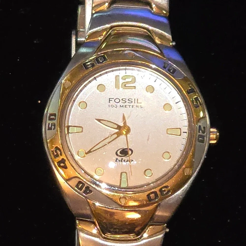 Fossil blue am